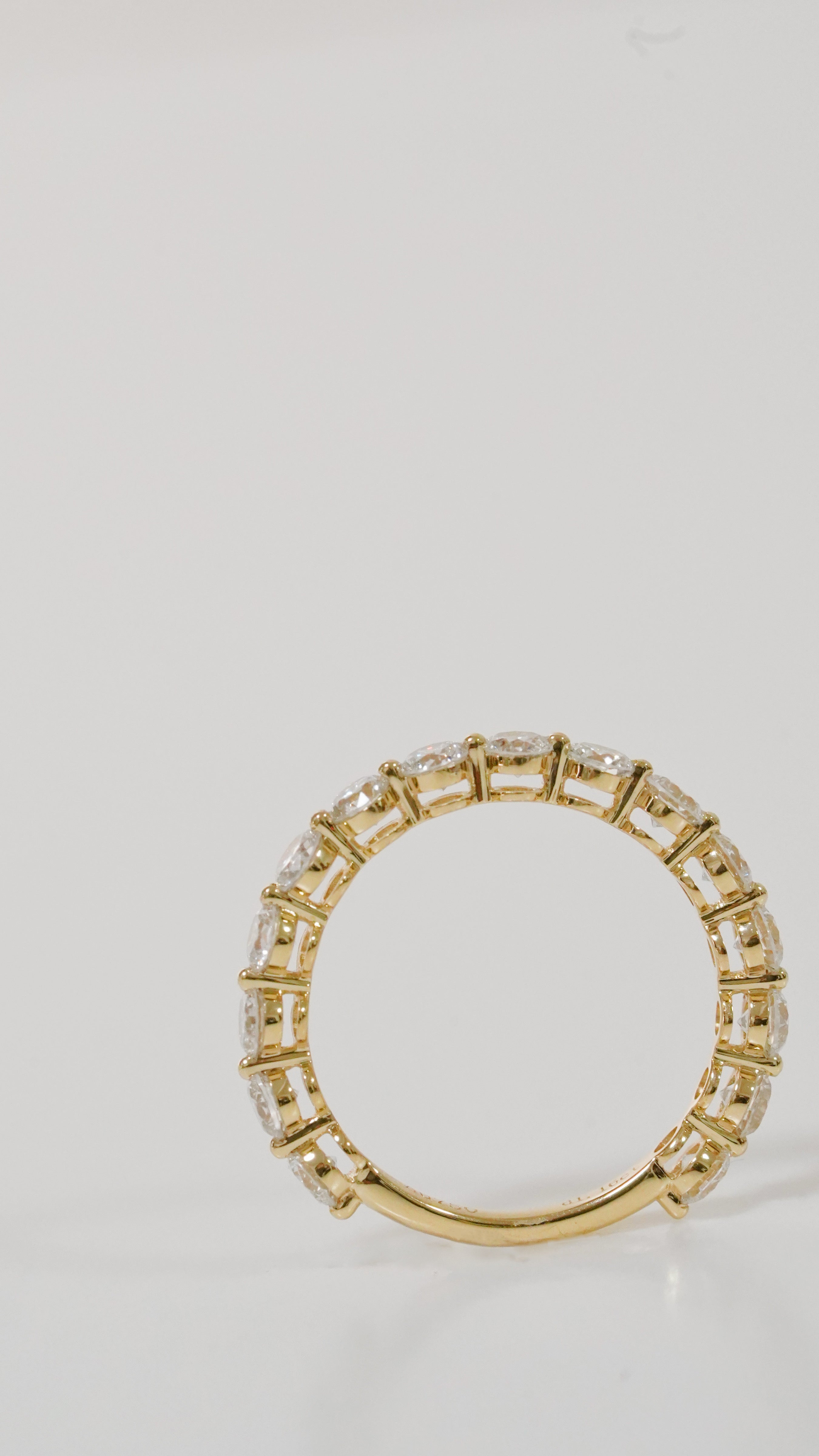 • 單爪線戒 •