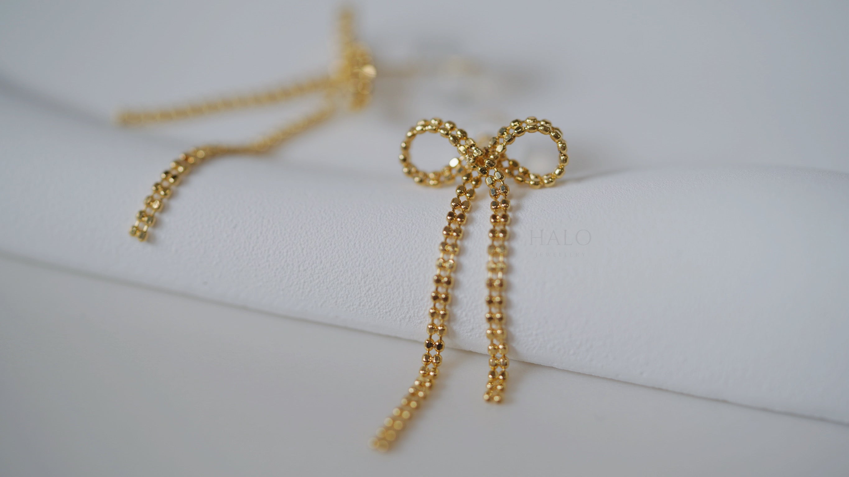 垂墜蝴蝶結耳環 (一對）